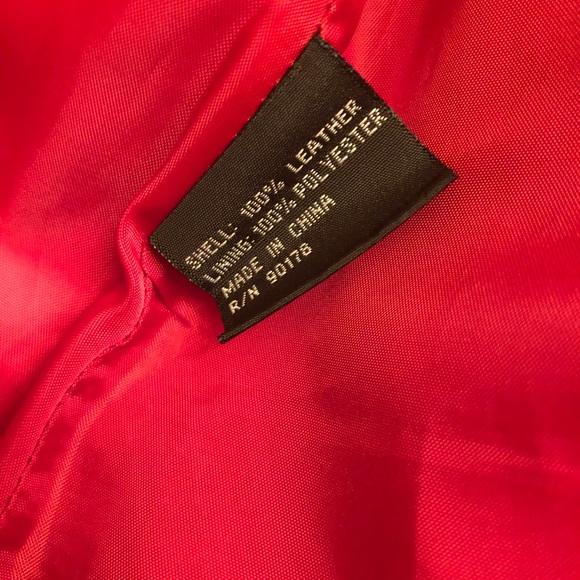 Revue Women’s Red Jacket, 100% leather - Picture 2 of 4